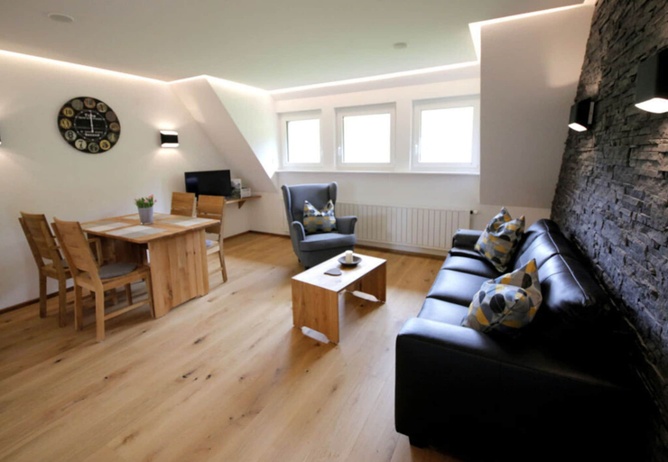 Dining 3, Amazing Apartment in Unterkirnach, Schwarzwald-Baar-Kreis