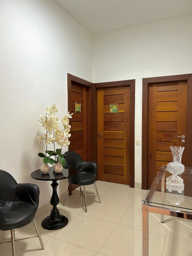 Others 5, Suites Silva, Capitólio
