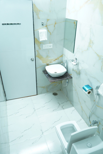 Bathroom 4, JMC HOTEL THE MOON, Indore