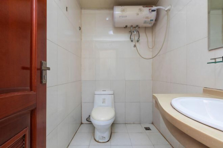 Bathroom, Harbin Summer Hotel, Harbin