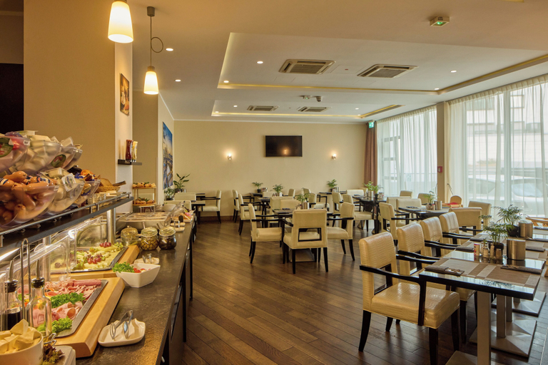 Food & Drinks 5, Skyline Hotel, Frankfurt am Main
