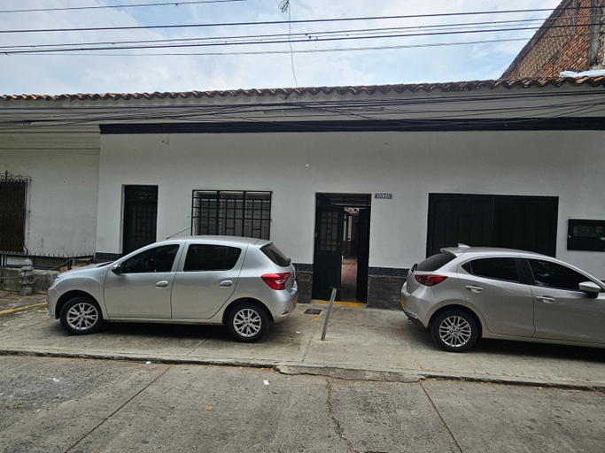 Others 4, Casa Alba, Santiago de Cali