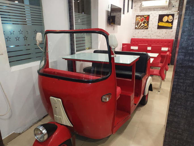 Food & Drinks 5, hotel parkwayinn , Kancheepuram
