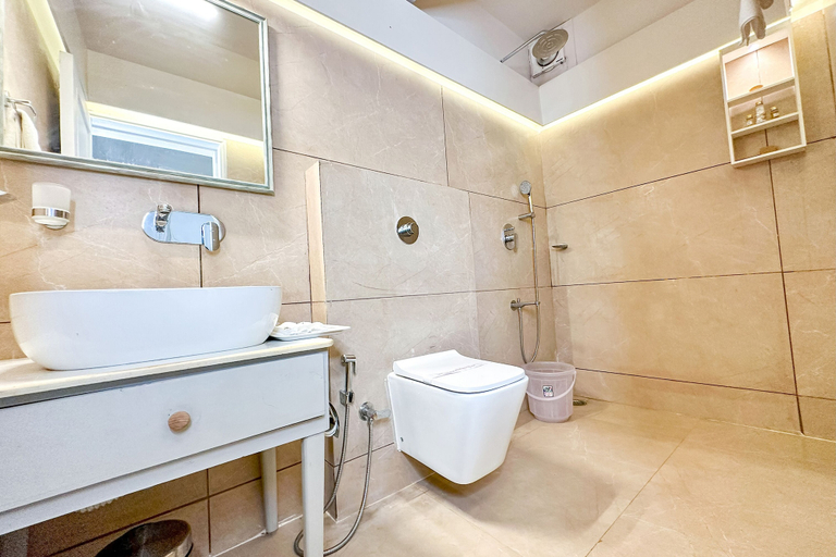 Bathroom 4, FabHotel Prime BT Wellness With Pool, North Goa