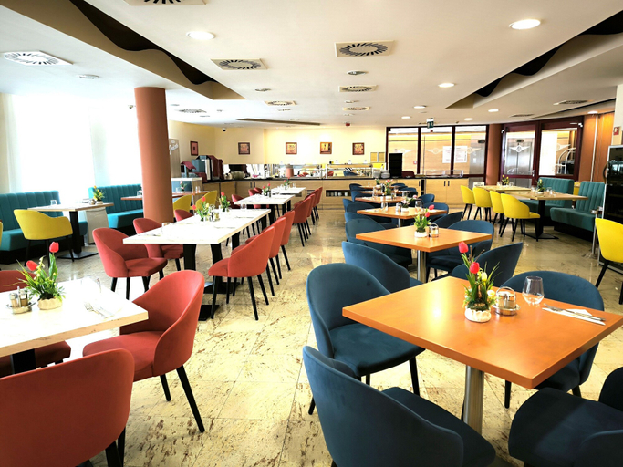 Food & Drinks 2, Airport Hotel Budapest, Gyál