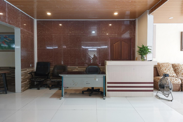 Public Area 21