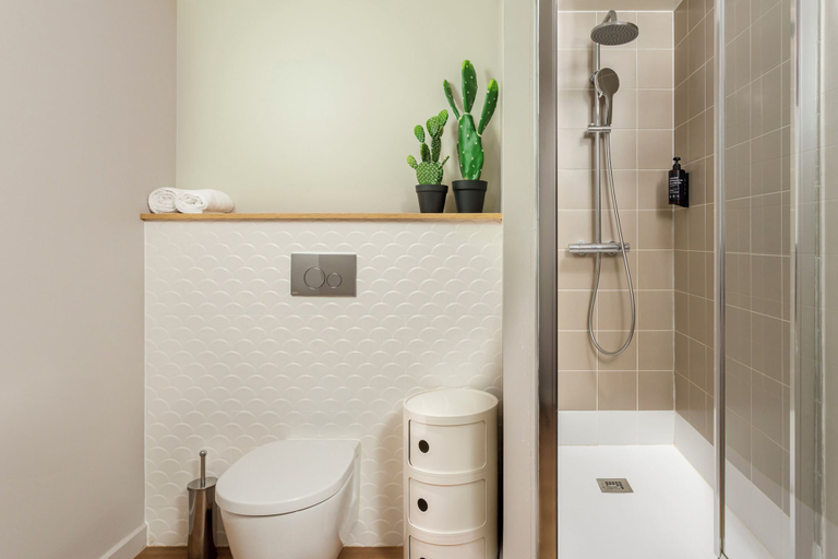 Bathroom 4, Appart'City Collection Paris Vélizy, Yvelines