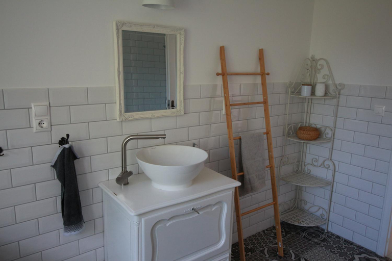 Bathroom 2, Villa Lena, Hévíz/Keszthely