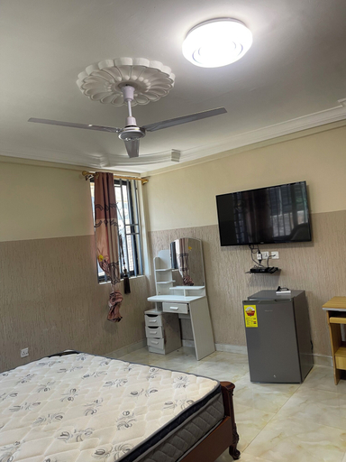 Bedroom 2, CRL Apartment 2, Tema