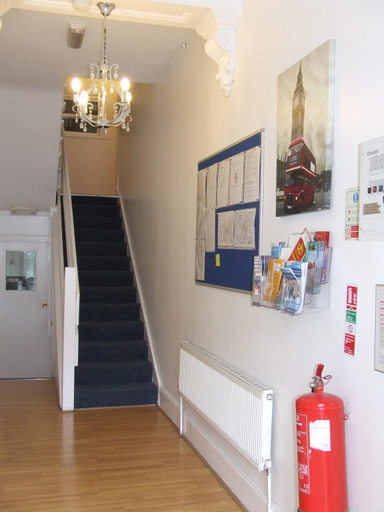 Public Area 2, Cedars House Hotel, London