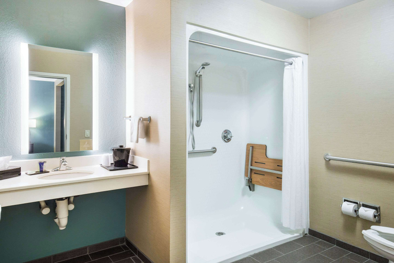 Bathroom 4, Sleep Inn & Suites Dunmore, Lackawanna