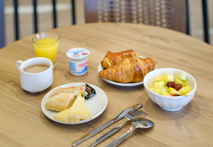 Food & Drinks 4, B&B Hotel Nice Stade Riviera, Alpes-Maritimes