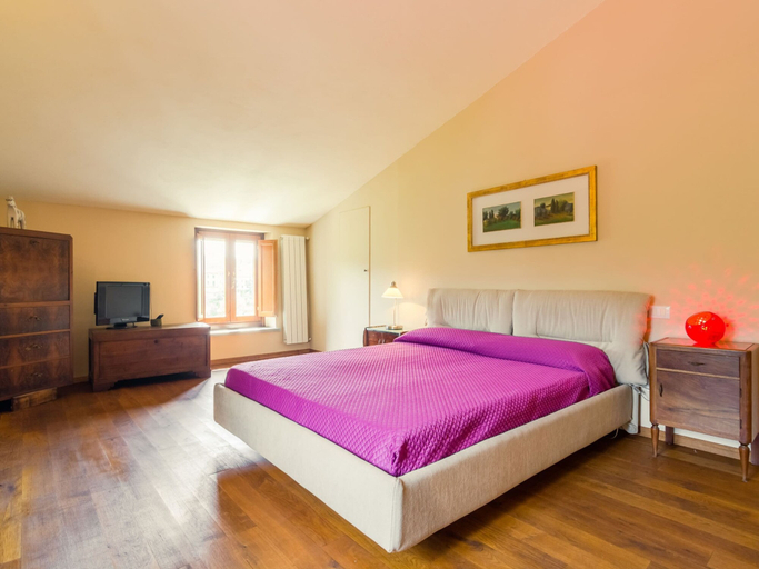 Bedroom 4, Holiday Home With Pool, Florence