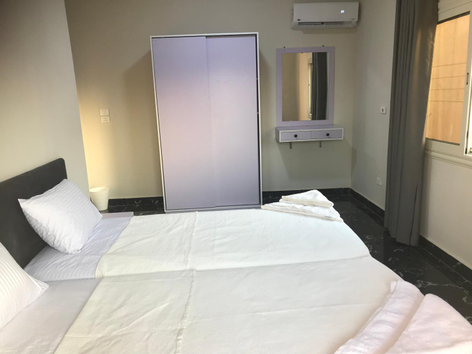 Bedroom 3, Comfort Suite Near Triumph Luxury Hotel, New Cairo City