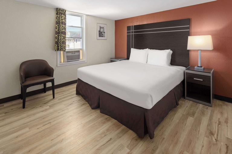 Bedroom 9