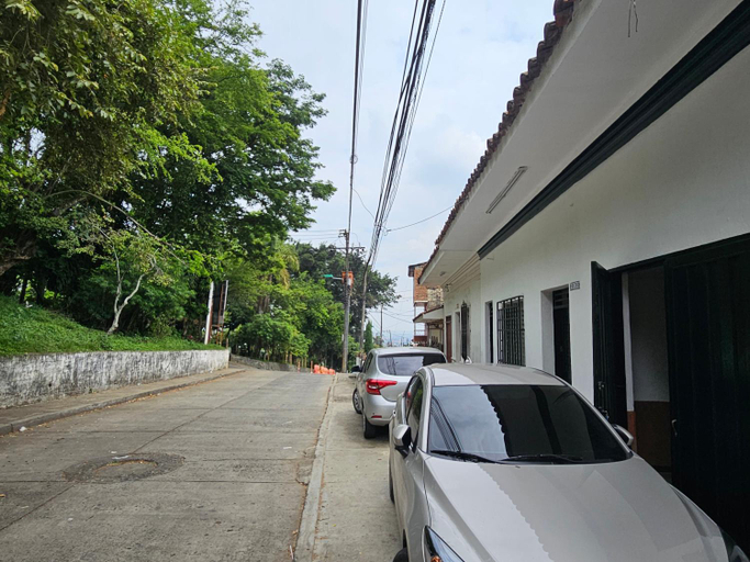 Others 5, Casa Alba, Santiago de Cali