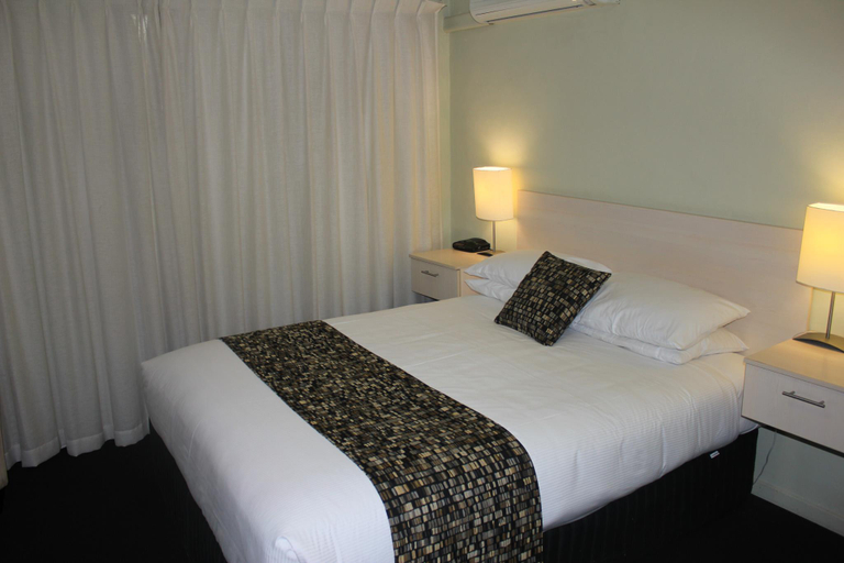 Bedroom 25