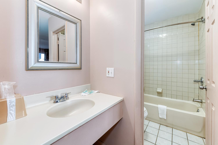 Bathroom 8