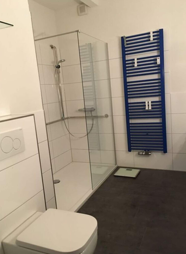 Bathroom 3, Apartment in Castelletto di Brenzone, Wesermarsch