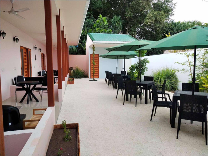 Food & Drinks, Saima Inn, North Ari Atoll