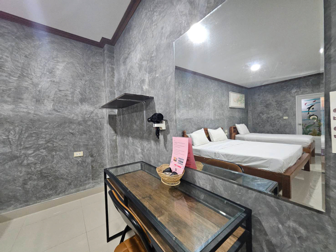 Bedroom 23