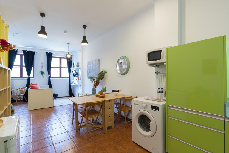 Others 2, Host Wise - Cozy Sunny Flats - Ace Location, Porto