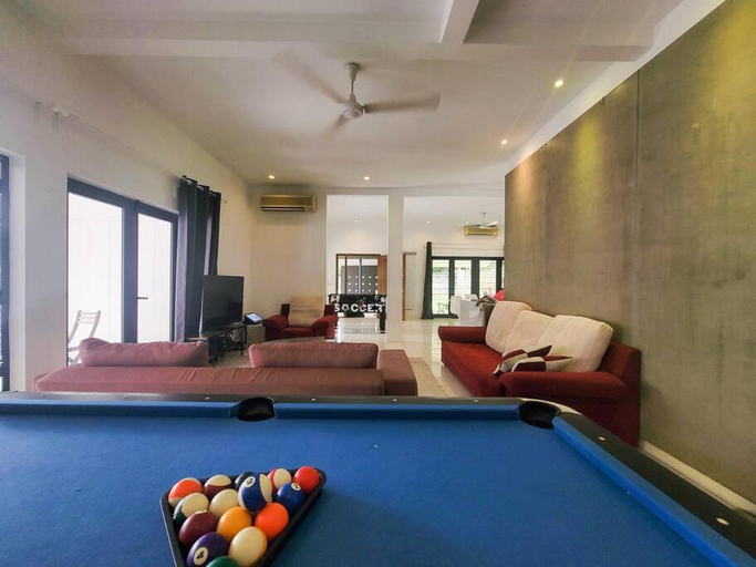 Others 4, Bungalow with Pool Karaoke PJ 12, Petaling Jaya