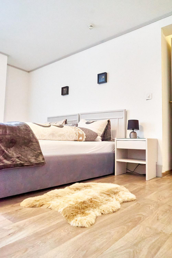 Others 5, Tripple Room with Bathroom., Interlaken