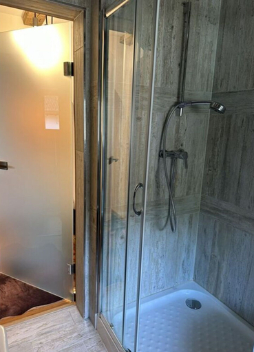 Bathroom 2, Pure Mountain Partenkirchen, Garmisch-Partenkirchen