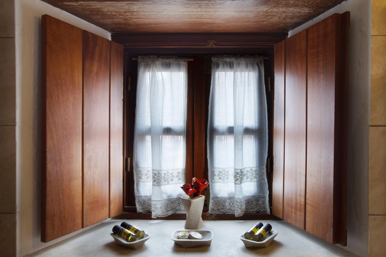 Others 5, Pietra Suite, Peloponnese