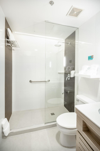 Bathroom 4