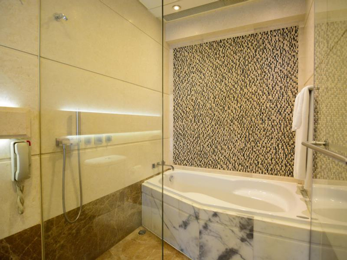 Bathroom 4
