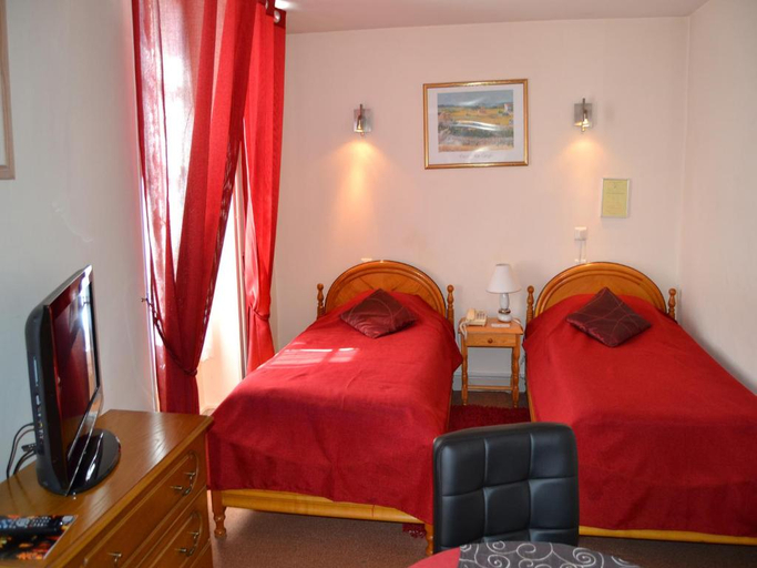 Bedroom 3, Logis Hostellerie de la Poste, Nièvre