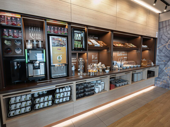 Food & Drinks 4, B&B HOTEL Wiener Neudorf, Mödling