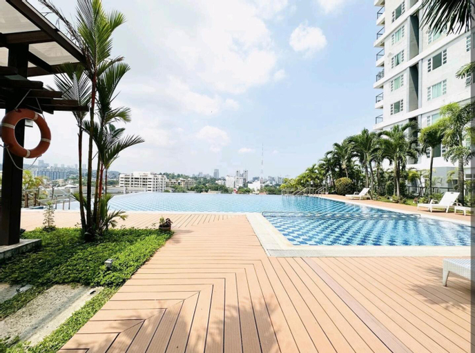 Swimming Pool 2