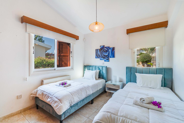 4, Villa Marina Sunrise by Ezoria Villas