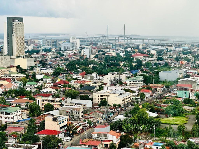 Others 3, Group-Friendly Cebu Condo with Mall Access, Cebu City