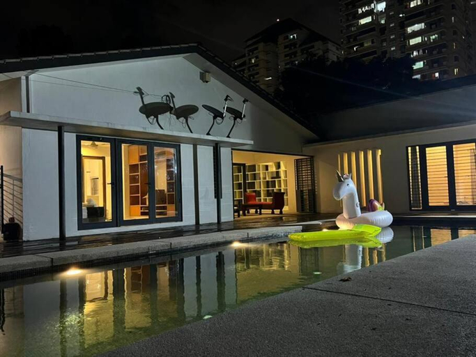 Exterior & Views 1, Bungalow with Pool Karaoke PJ 12, Petaling Jaya