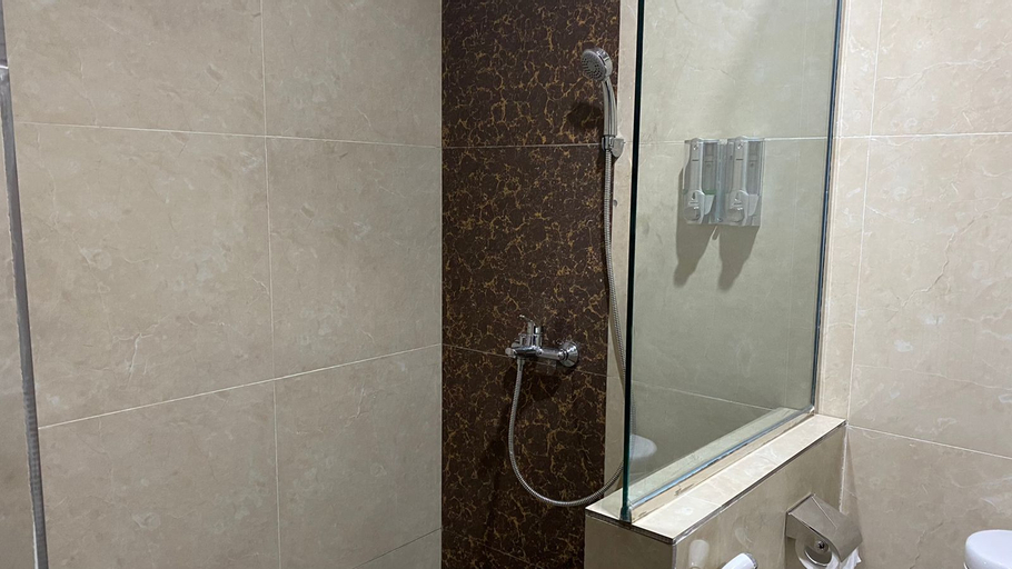 Bathroom 3