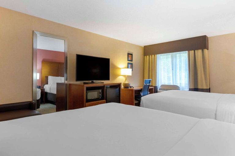 Bedroom 3, Comfort Inn & Suites Jackson North, Jackson