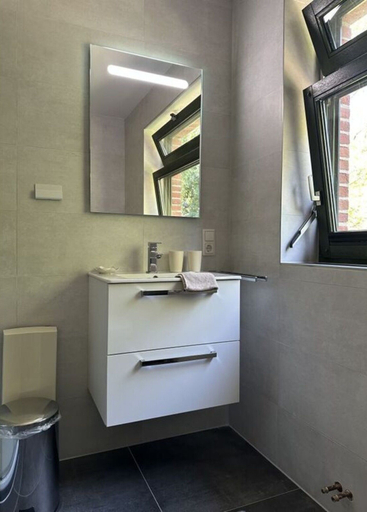 Bathroom 2, Florentine - Marbi, Friesland