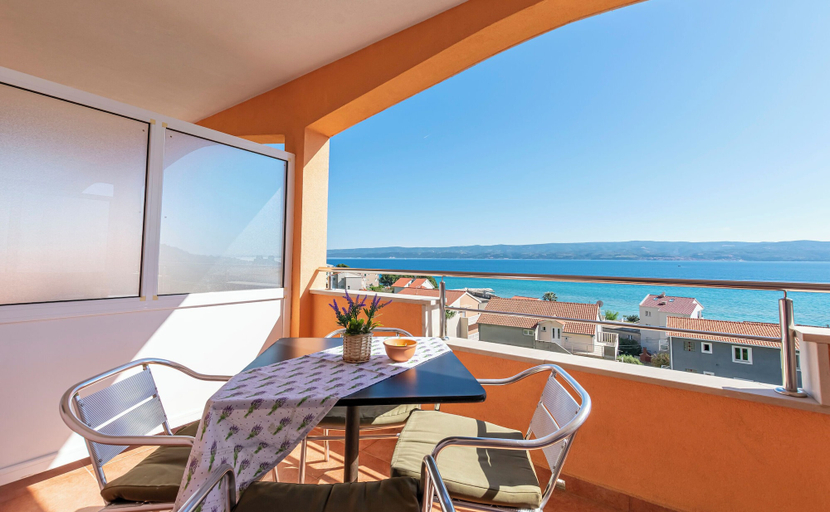 Terrace/patio 5, Apartments Orange, Dugi Rat