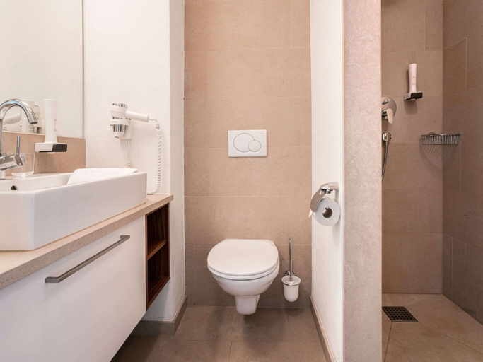 Bathroom 2, Modern Apartment With Dishwasher, Near the Ski Slopes, Sankt Johann im Pongau