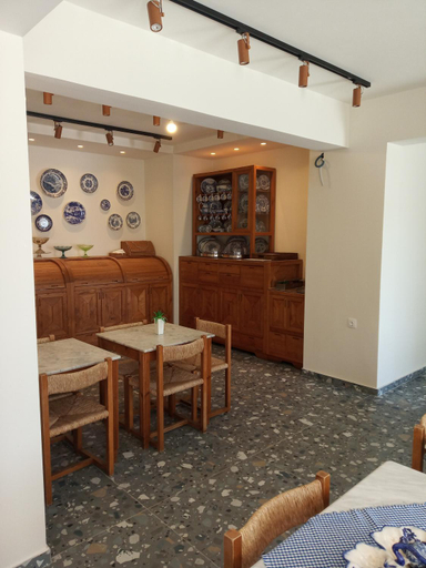 Food & Drinks 5, Liadromia Hotel, Thessaly