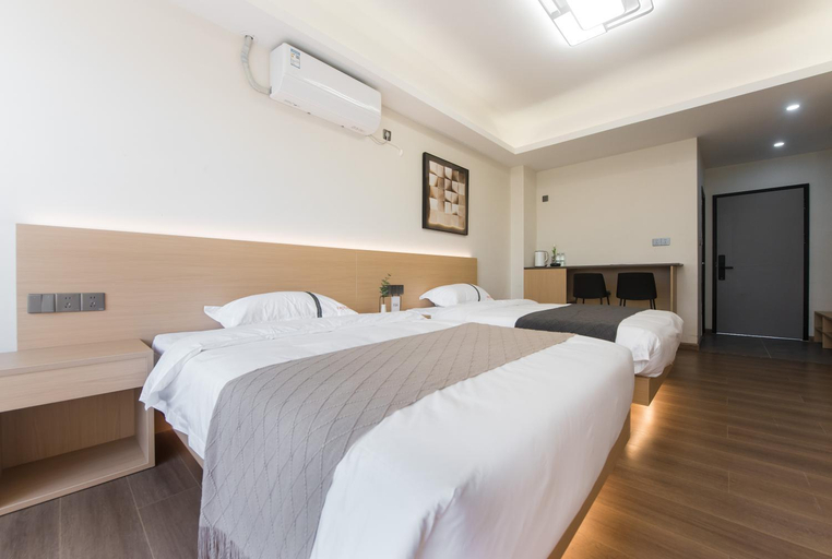 Bedroom 15