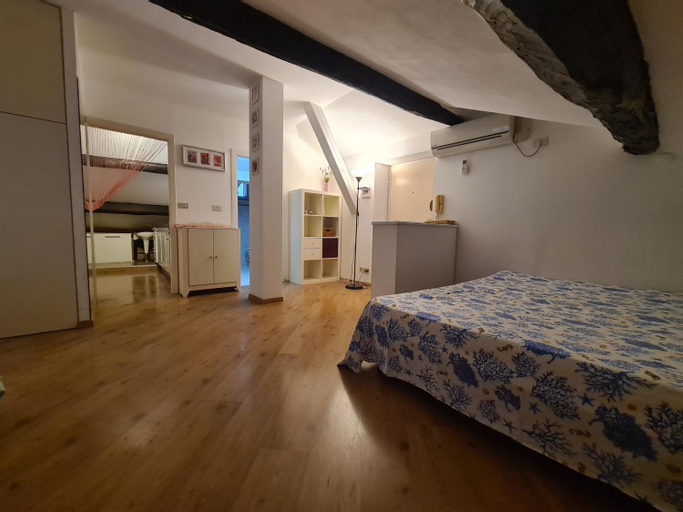 Bedroom 9