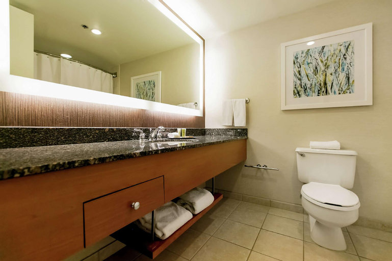 Bathroom 4
