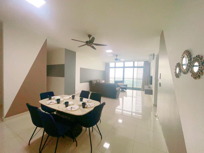 Dining Room 30