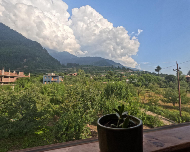 Others 2, Saanjh - A serene retreat, Kullu
