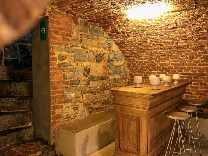Others 4, Holiday Home in Denee for 21 People, Namur